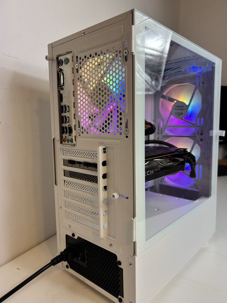 Komputer Gamingowy RX 6700xt Ryzen 5 5600 RAM 16Gb