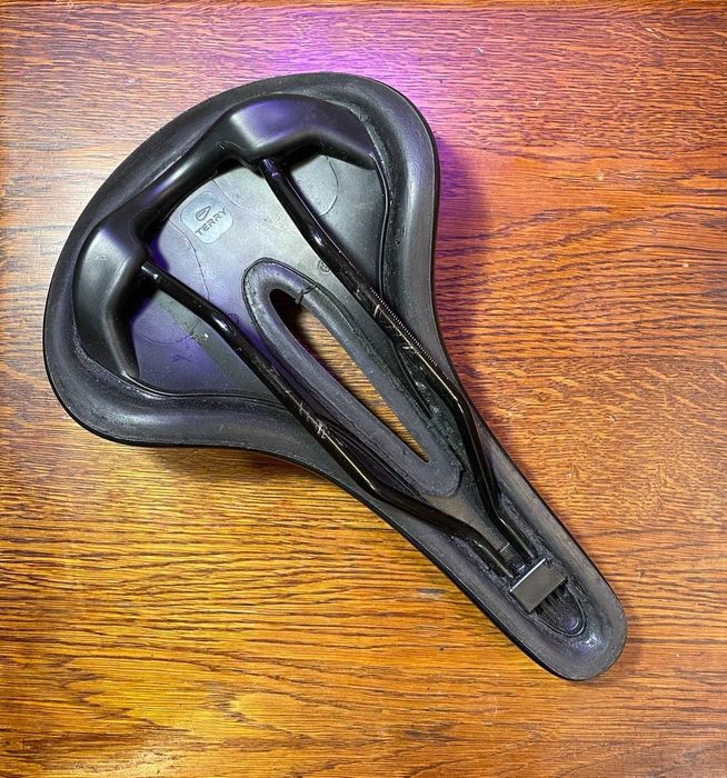 Сідло велосипедне TERRY Figura Max Men