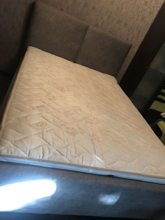 Ліжко полуторне дерев'яне