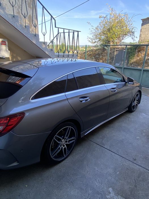 Mercedes CLA 180 AMG caixa manual