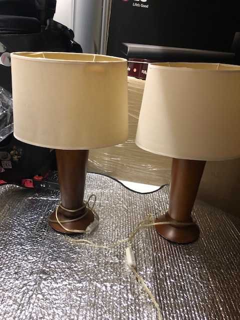 Par de Candeeiros de mesa em madeira