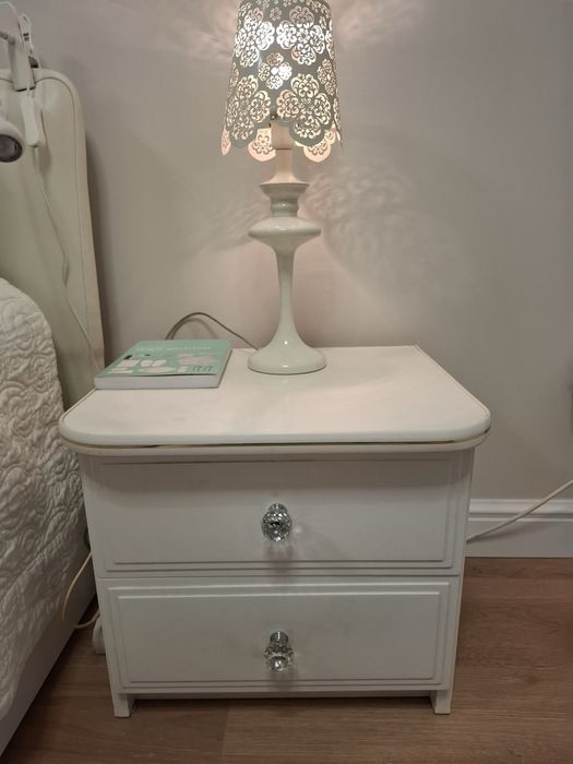 Dwie szafki nocne do sypialni