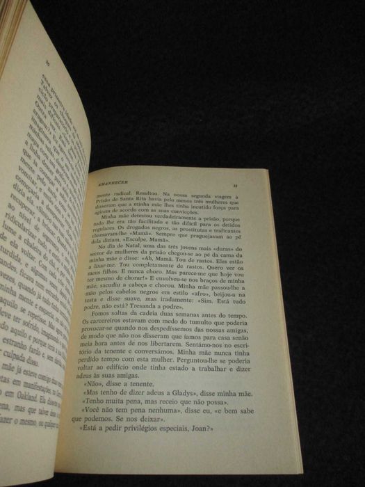 Livro Amanhecer Joan Baez Moraes Editores