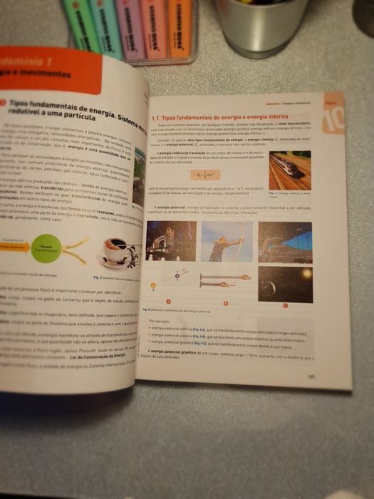 Livro preparação exame Física e Química