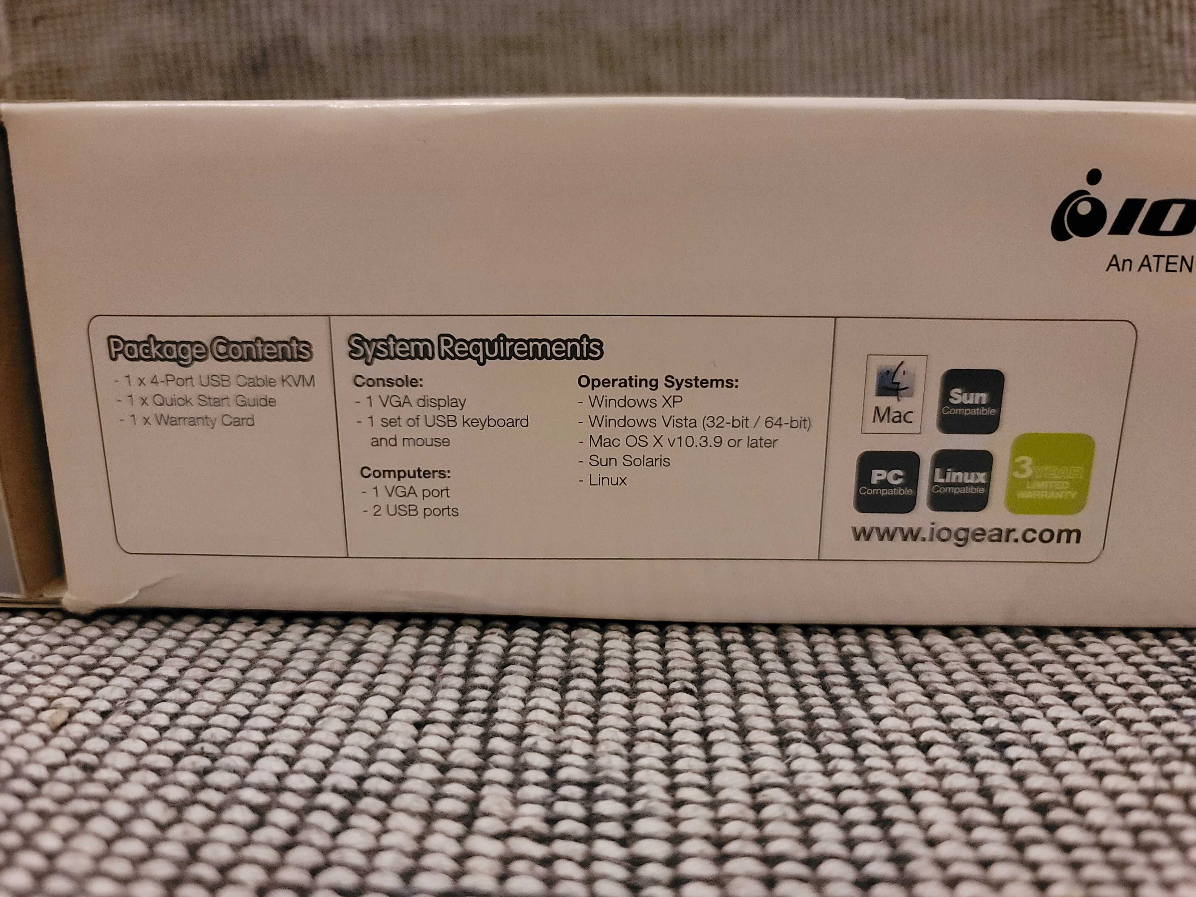 KVM перемикач на 4 комп'ютера IOGEAR 4-Port USB KVM Switch (VGA)