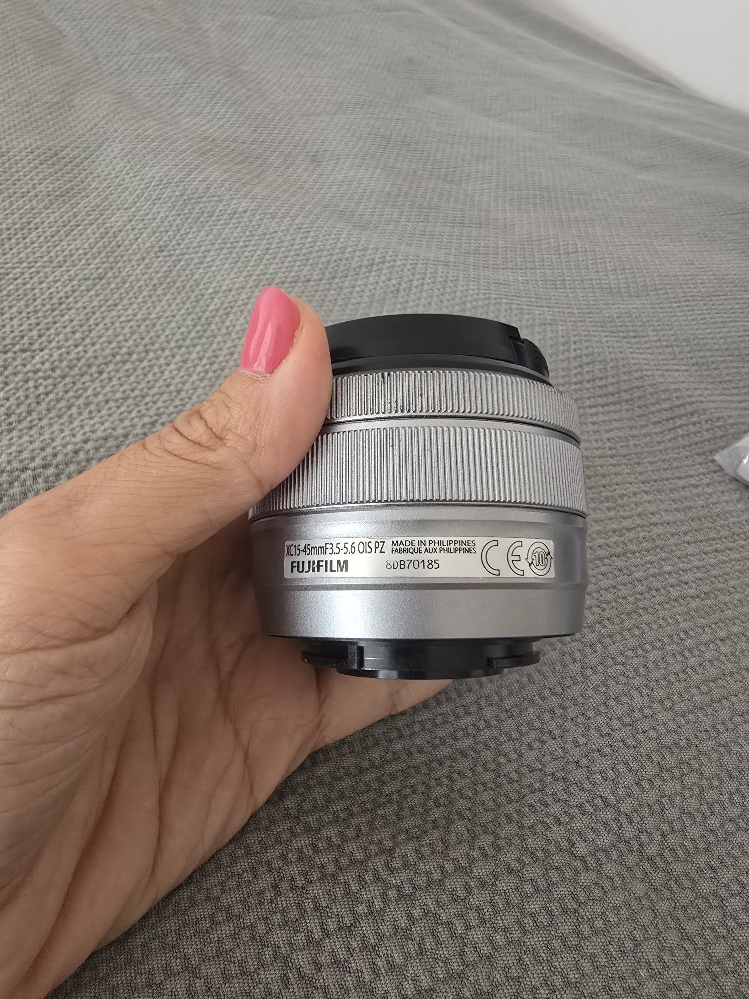 Fujifilm X-A5 + 2 Lentes (XC 15-45mm + XC 50-230mm)