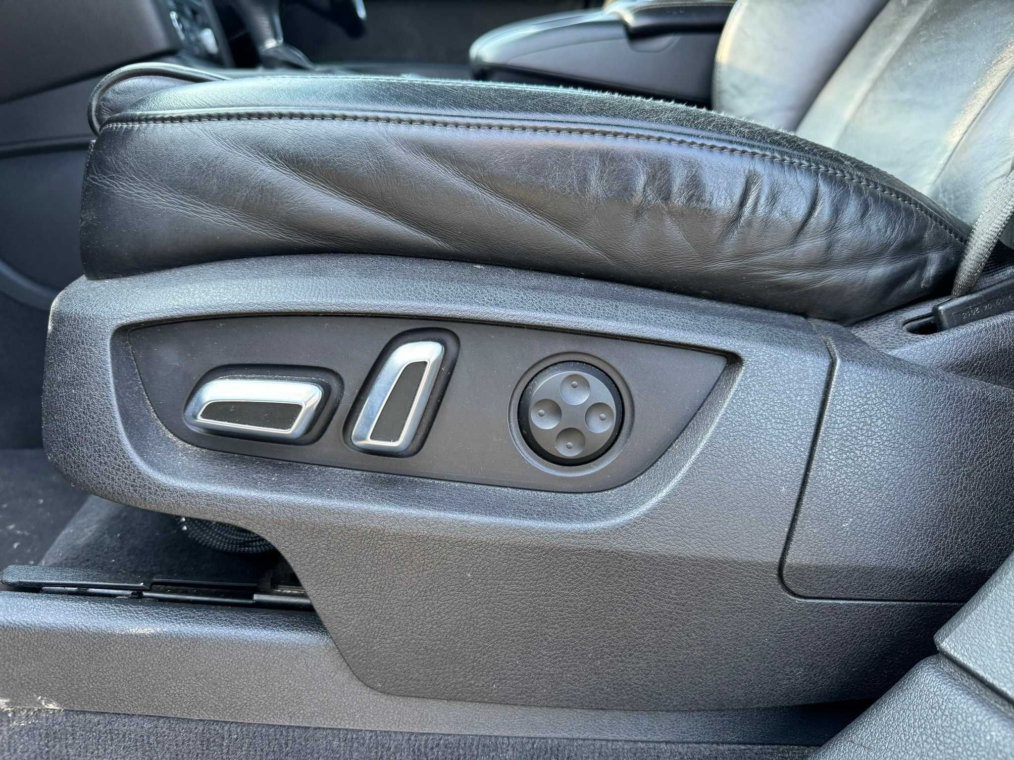 Салон сидіння сідушки комплект сидінь Audi q7 4L 2005-2015 sline шкіра