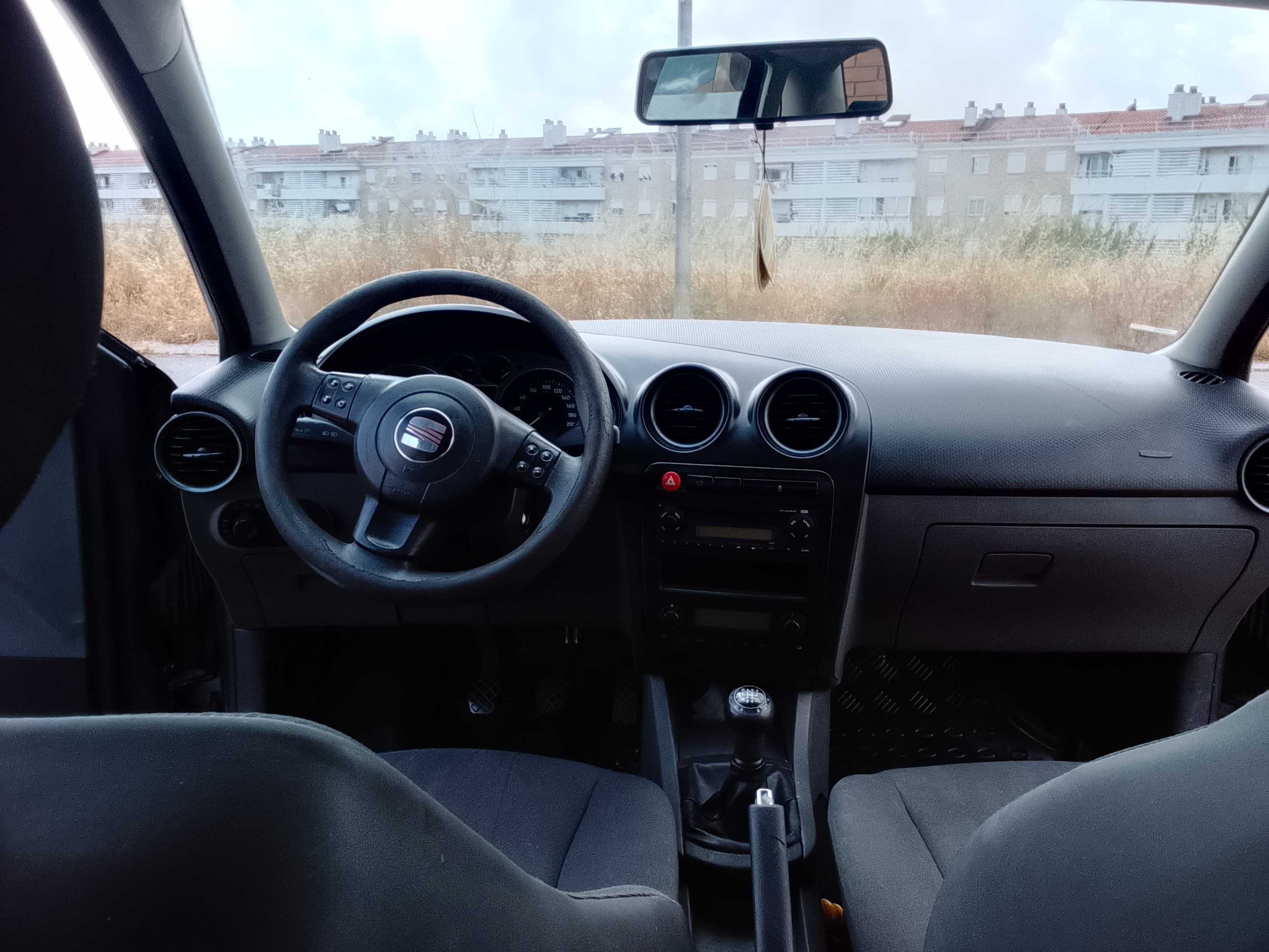 SEAT Córdoba 1.2 ano 2007 como novo negociável