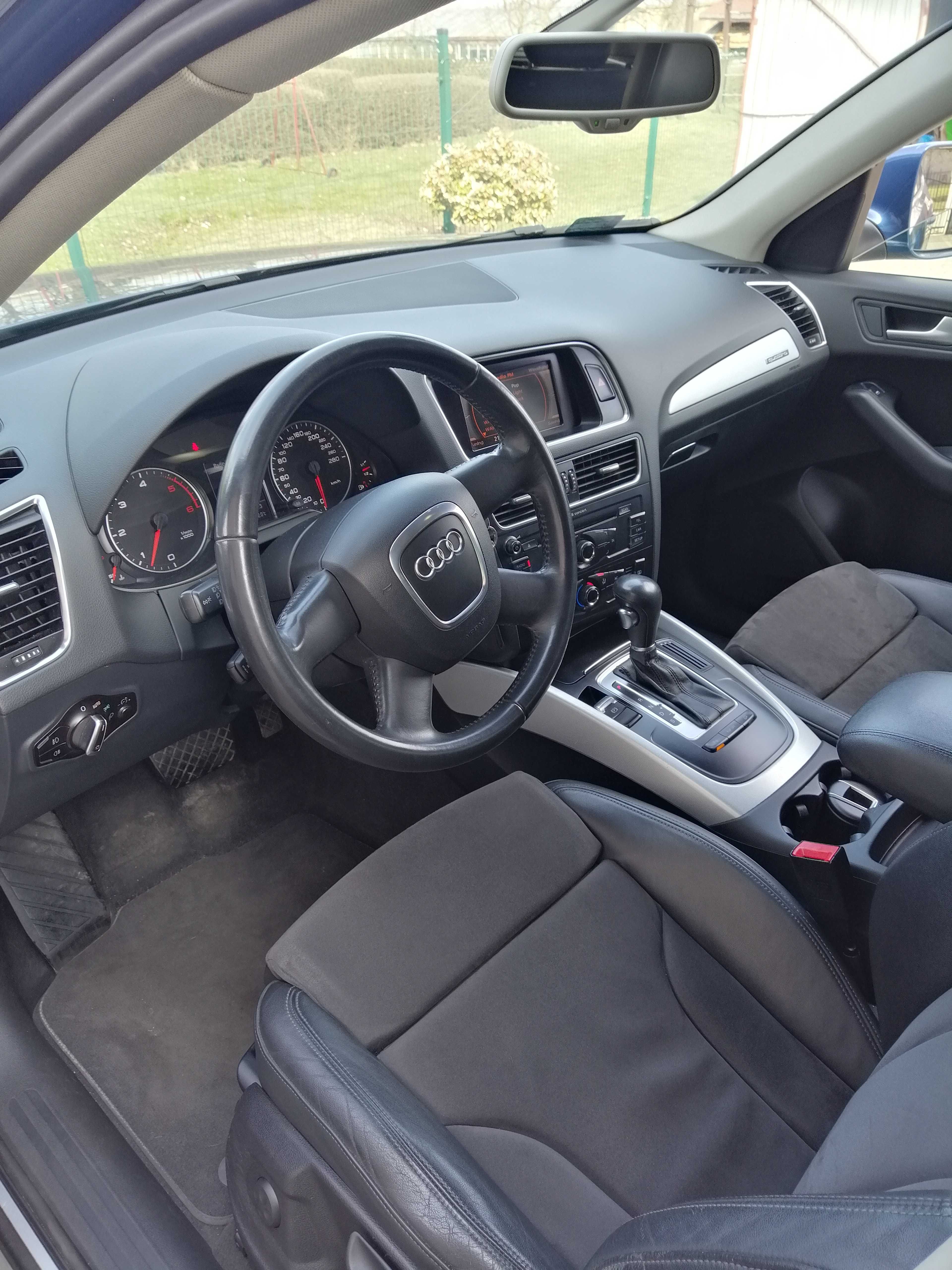AUDI Q5 3.0 TDI QUATTRO  S-line ..