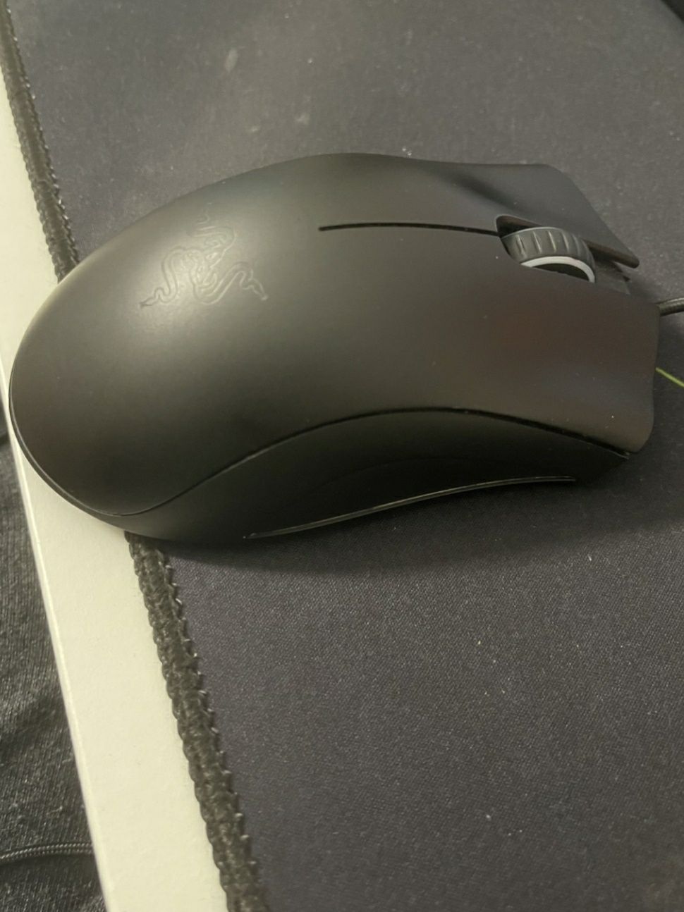 Rato Razer Deathadder