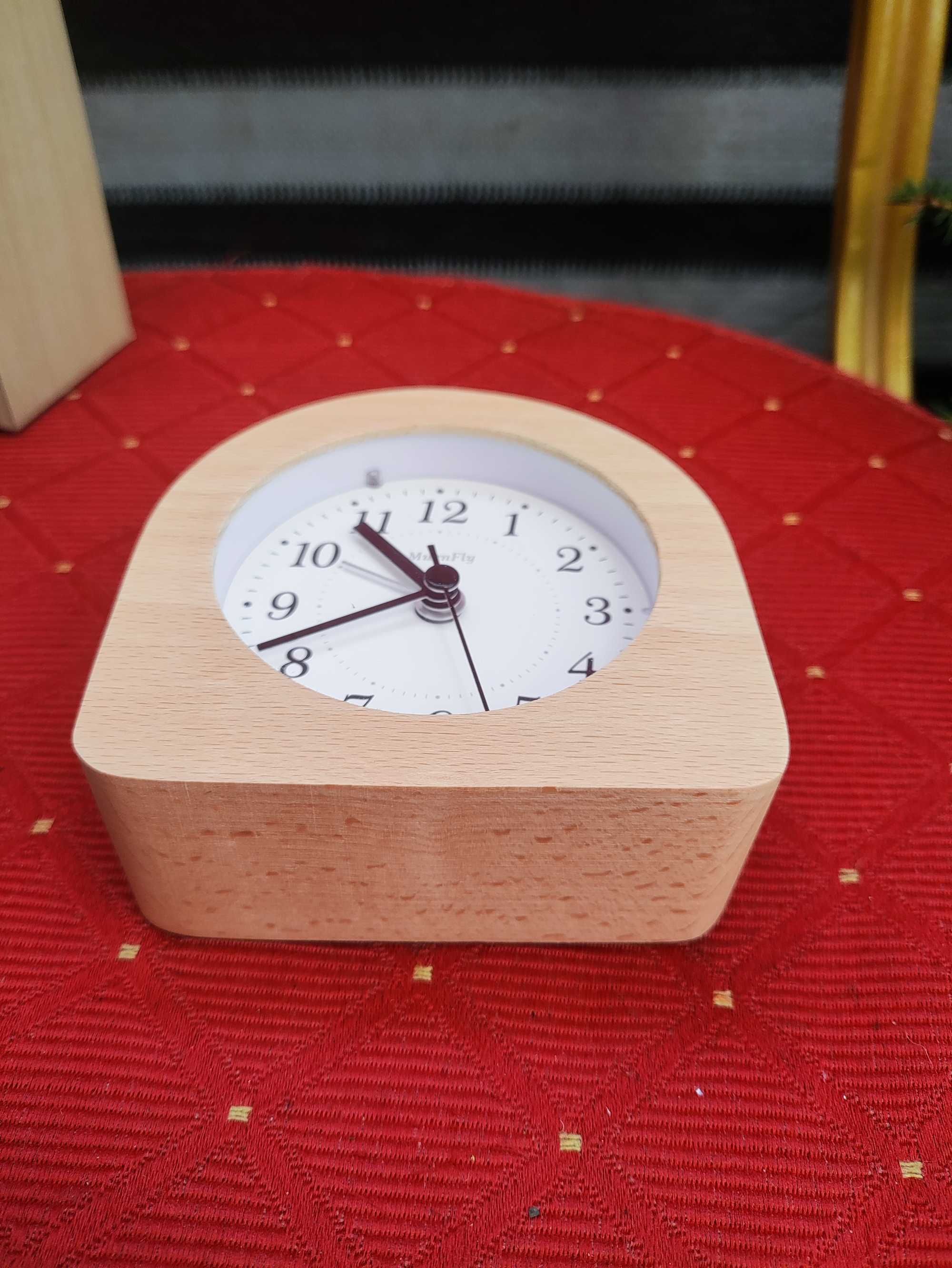 Zegar drewniany z drewna Budzik Zegarek Retro z lampka MuenFly