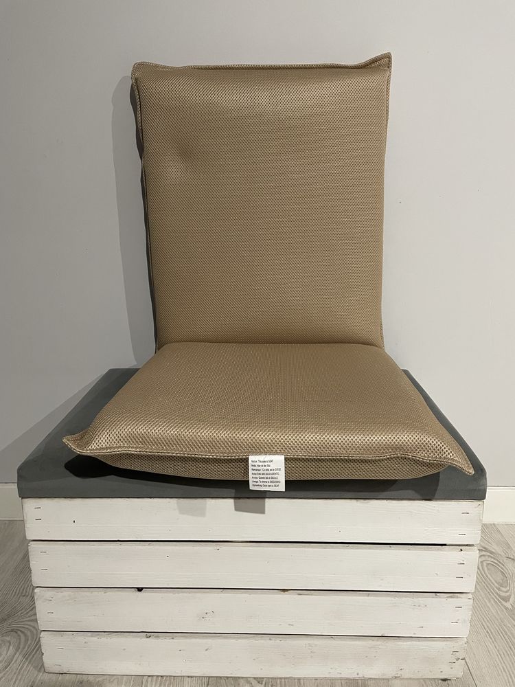 Regulowane krzesko podlogowe  47 x 44 x 53 cm