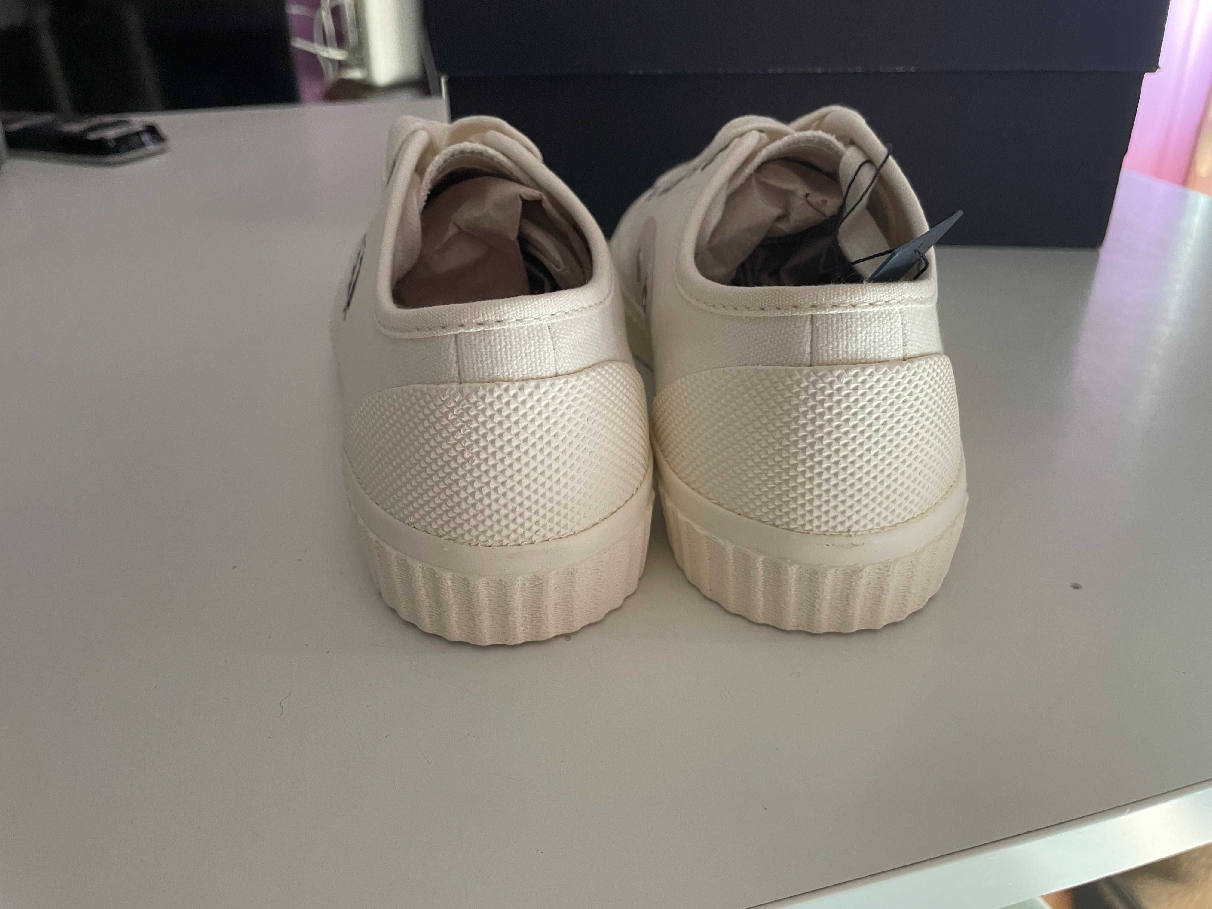 Buty Fred Perry r. 36