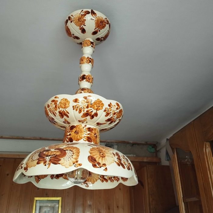 Lampa plus wszystkie dekoracje