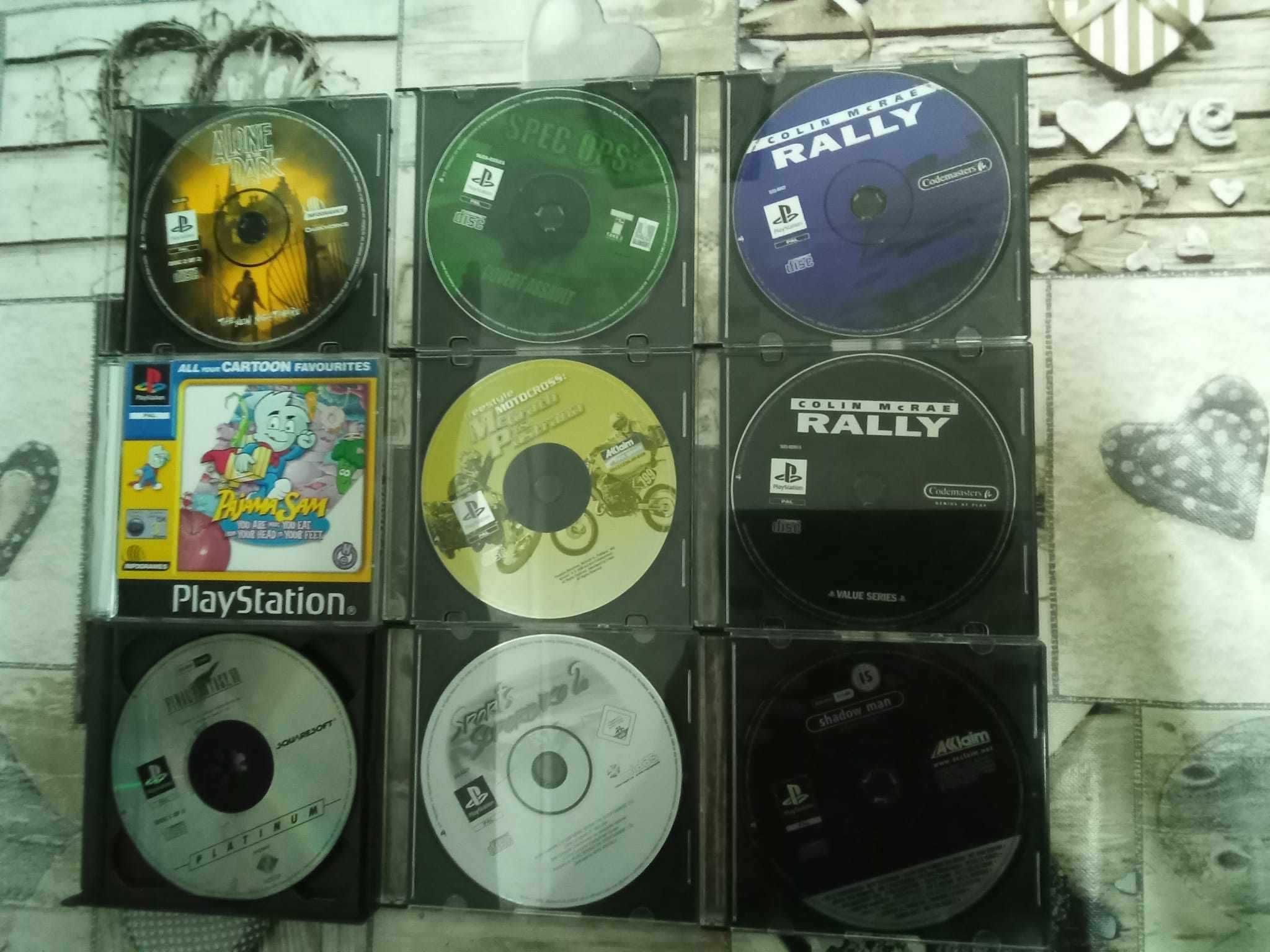 Vários jogos Playstation 1 venda ou troca