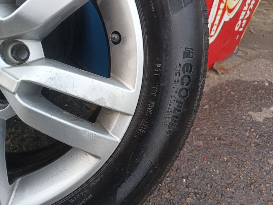 Резина 215/65 r16 Continental