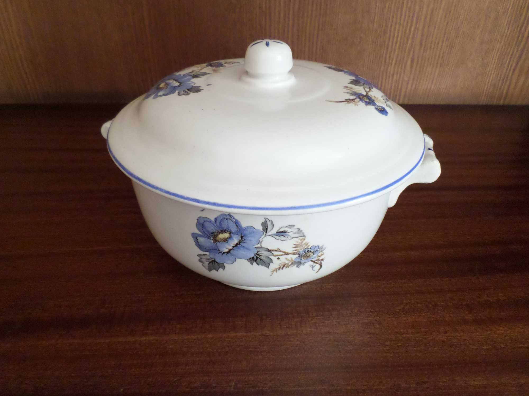 Раритетные супница , молочник и еще ... из ссср .