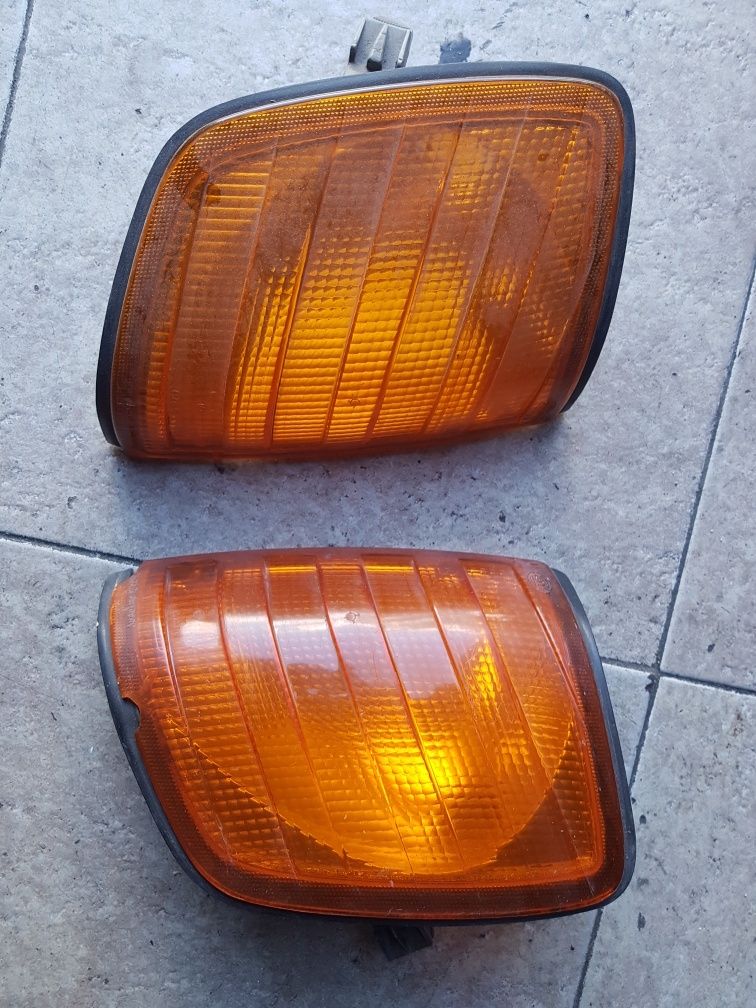 W124 Mercedes E class farolim farolins traseiros