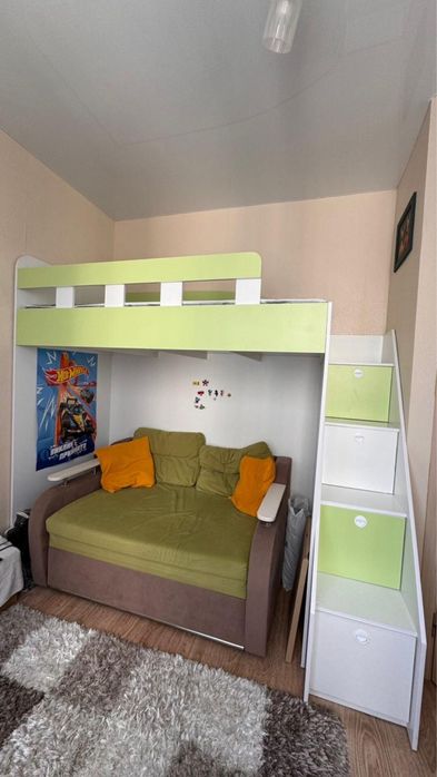 Дитяче ліжко з матрацом