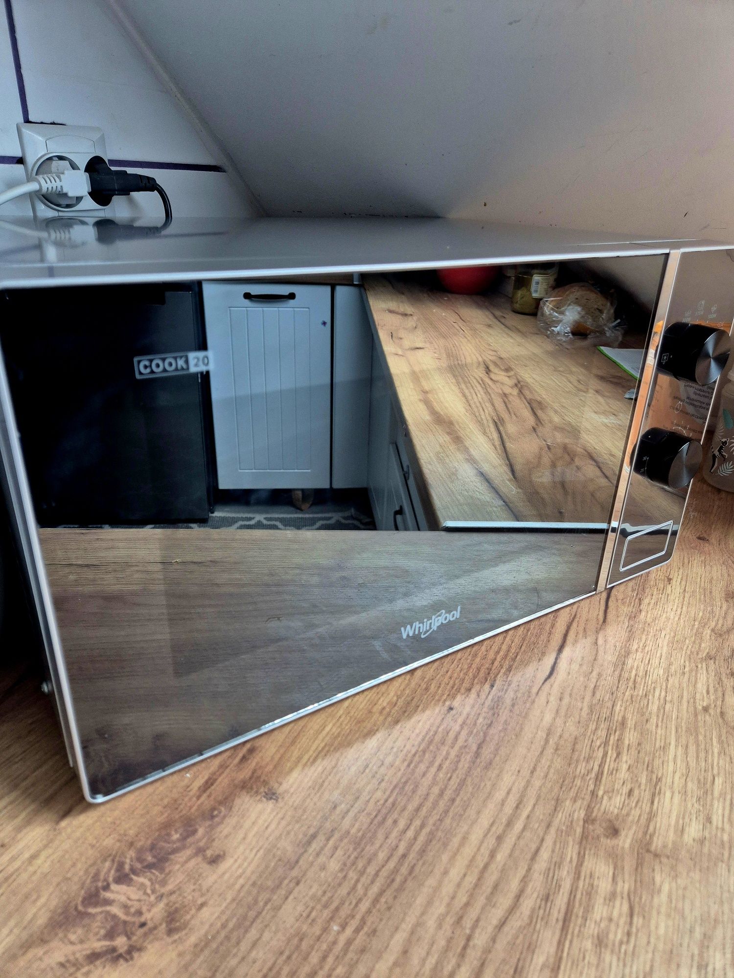 Mikrofalówka whirlpool cook 20