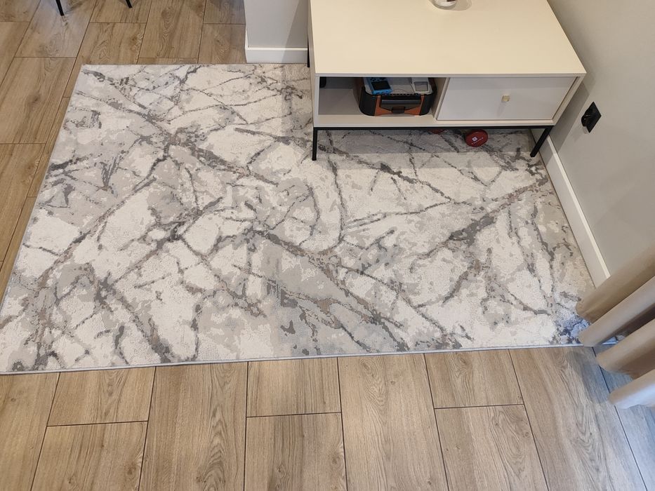 Dywan do salonu -jak nowy