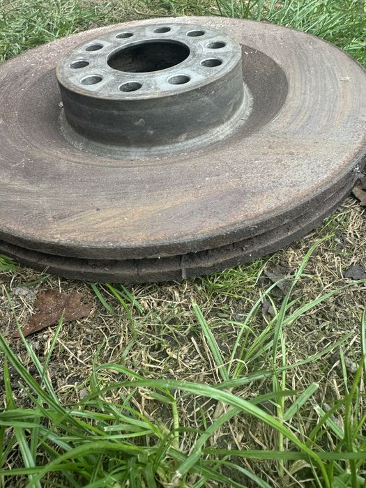 Тормозні диски ауді а8д3 4.2 тді