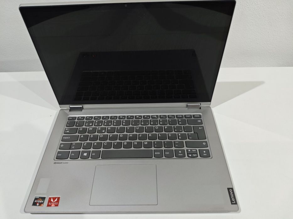 Lenovo Ideapad C340 Ryzen 5
SSD 477GB / Vega 8 -