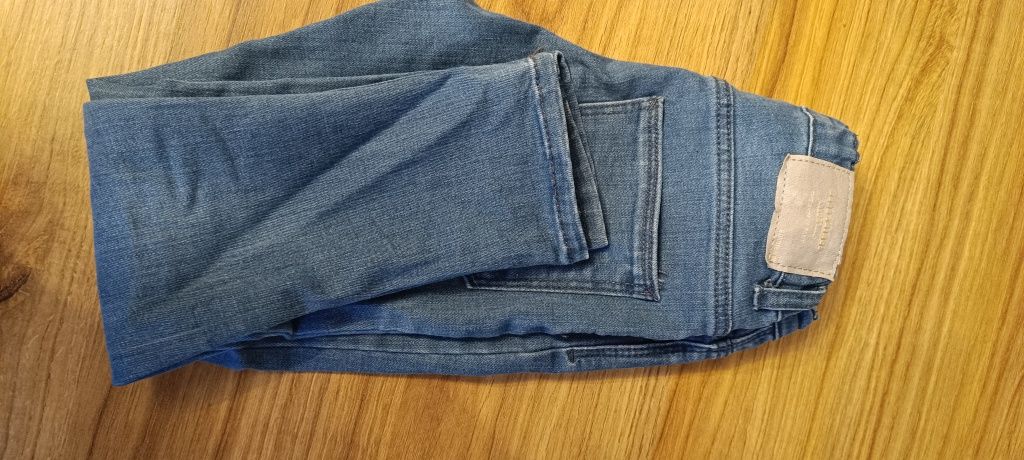Spodnie Jeansy Zara r. 104 cm 2 pary bluza r. 98/104