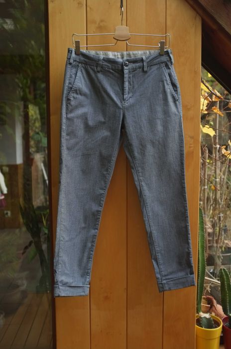 spodnie chino Lee w prążek chinosy marynarskie navy W28 L31