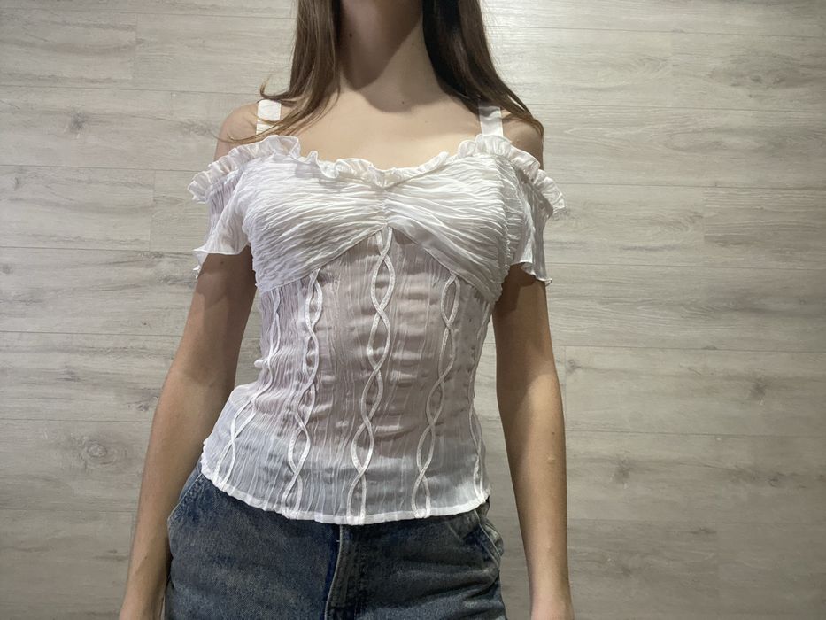Білий топ/майка Bershka
