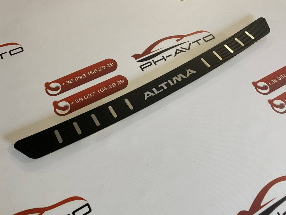Накладка на задний бампер Nissan Altima 2012-2018 нержавейка в карбоне