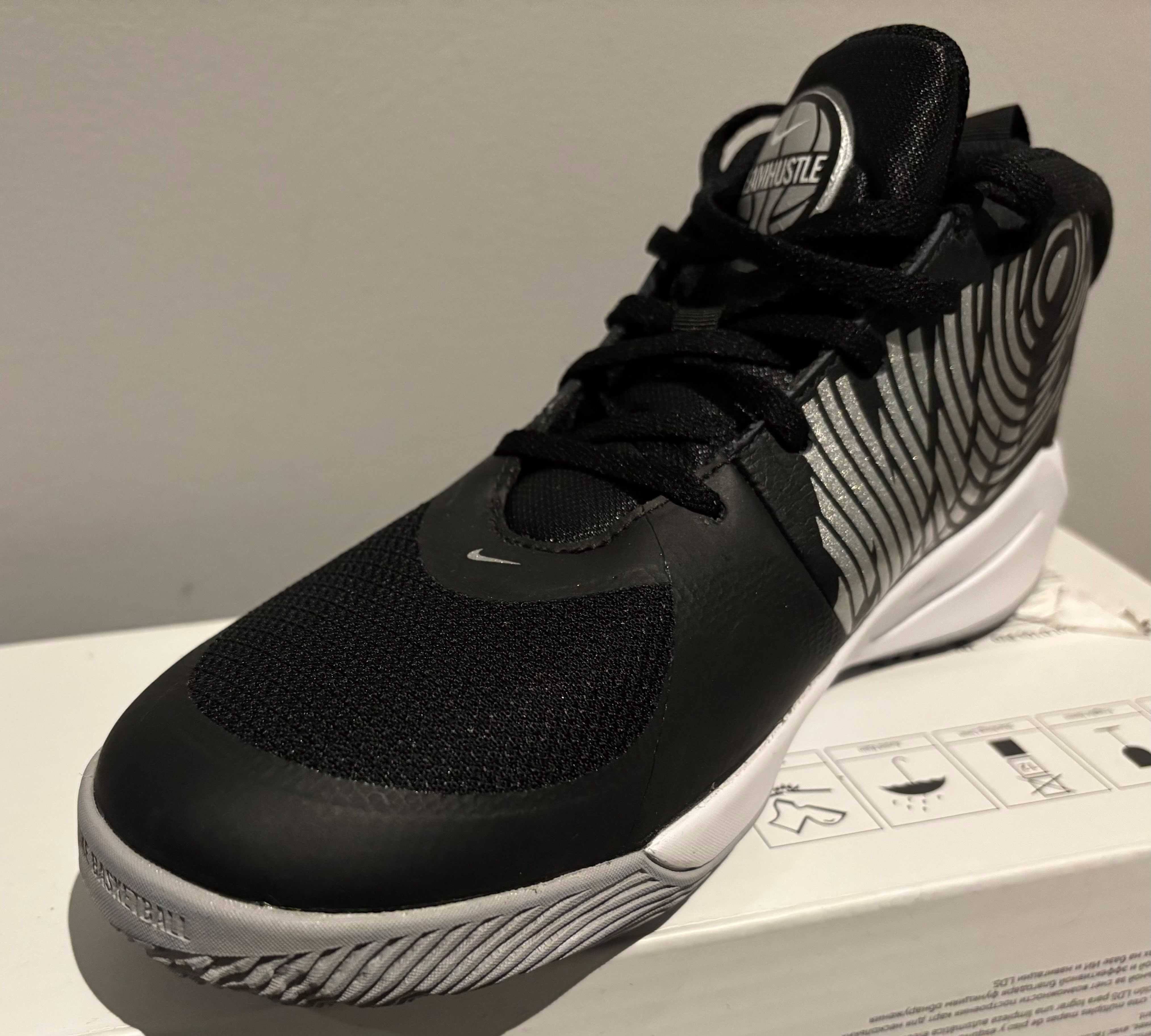Prawy But do koszykówki NIKE TEAM HUSTLE D 9 GS (AQ4224) rozmiar 38.5