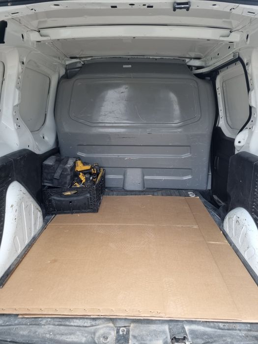 Peugeot partner 1.6 bluehdi salon pl vat23 vat-1