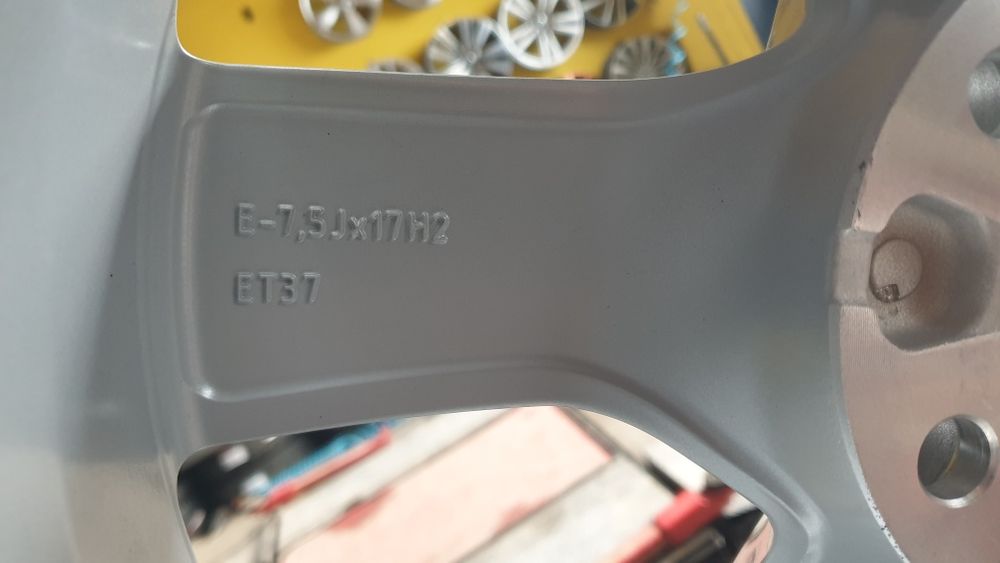 Felgi Aluminiowe 5x112 7,5Jx17'' ET37 Audi Nowe !