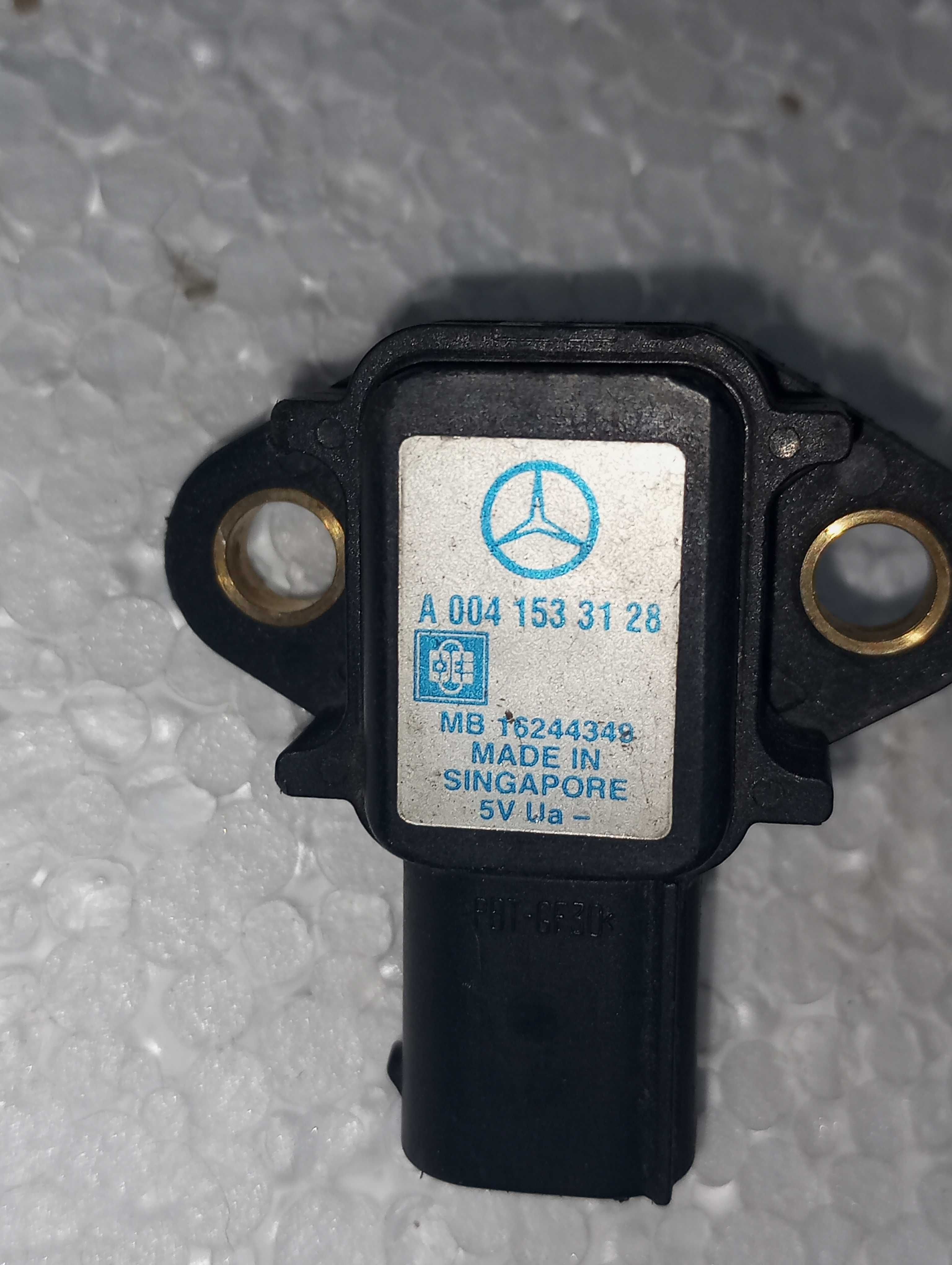 Датчик давления наддува Mercedes 3.2CDI М613 (0041533128)