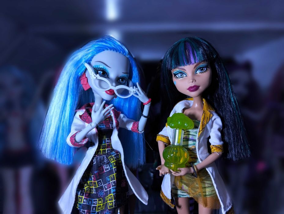 Ляльки Monster high Ghoulia and Cleo Classroom Монстр хай Гулія і Клео
