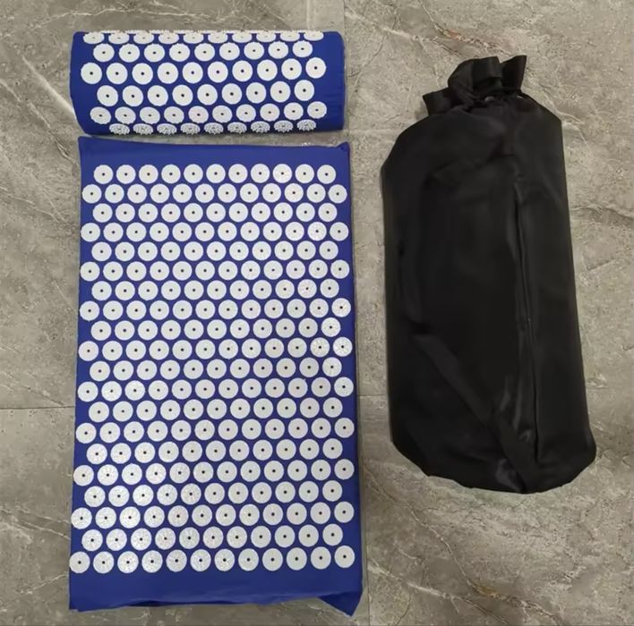 Mata akupresurowa z poduszką + pokrowiec – zestaw relaksacyjny