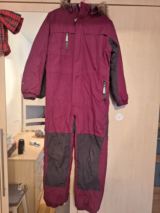 Kombinezon dziewczęcy r.140