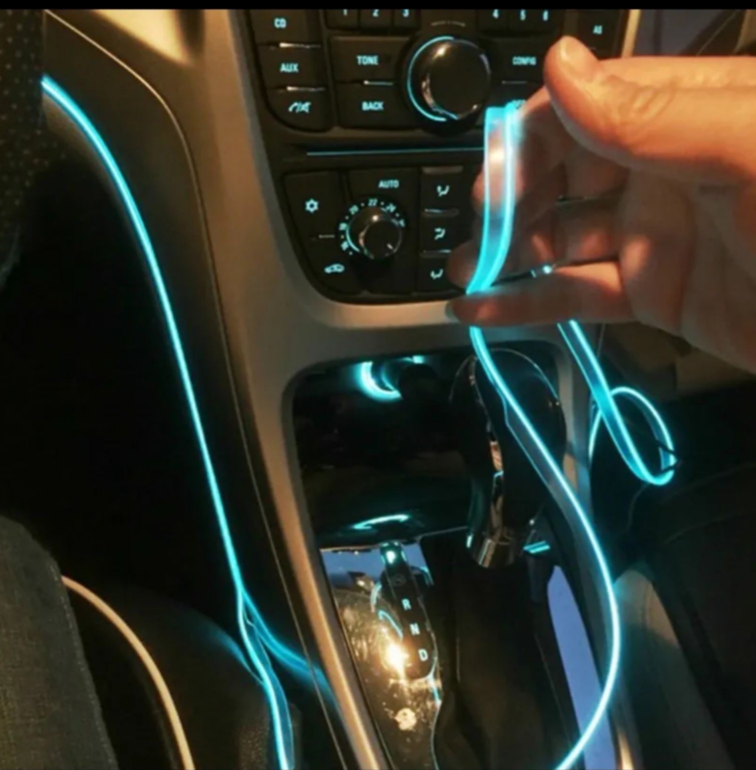 Неоновая светодиодная лента для интерьера авто