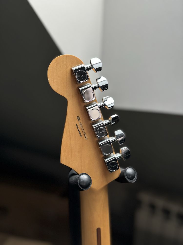 Fender Player Stratocaster MN PWT