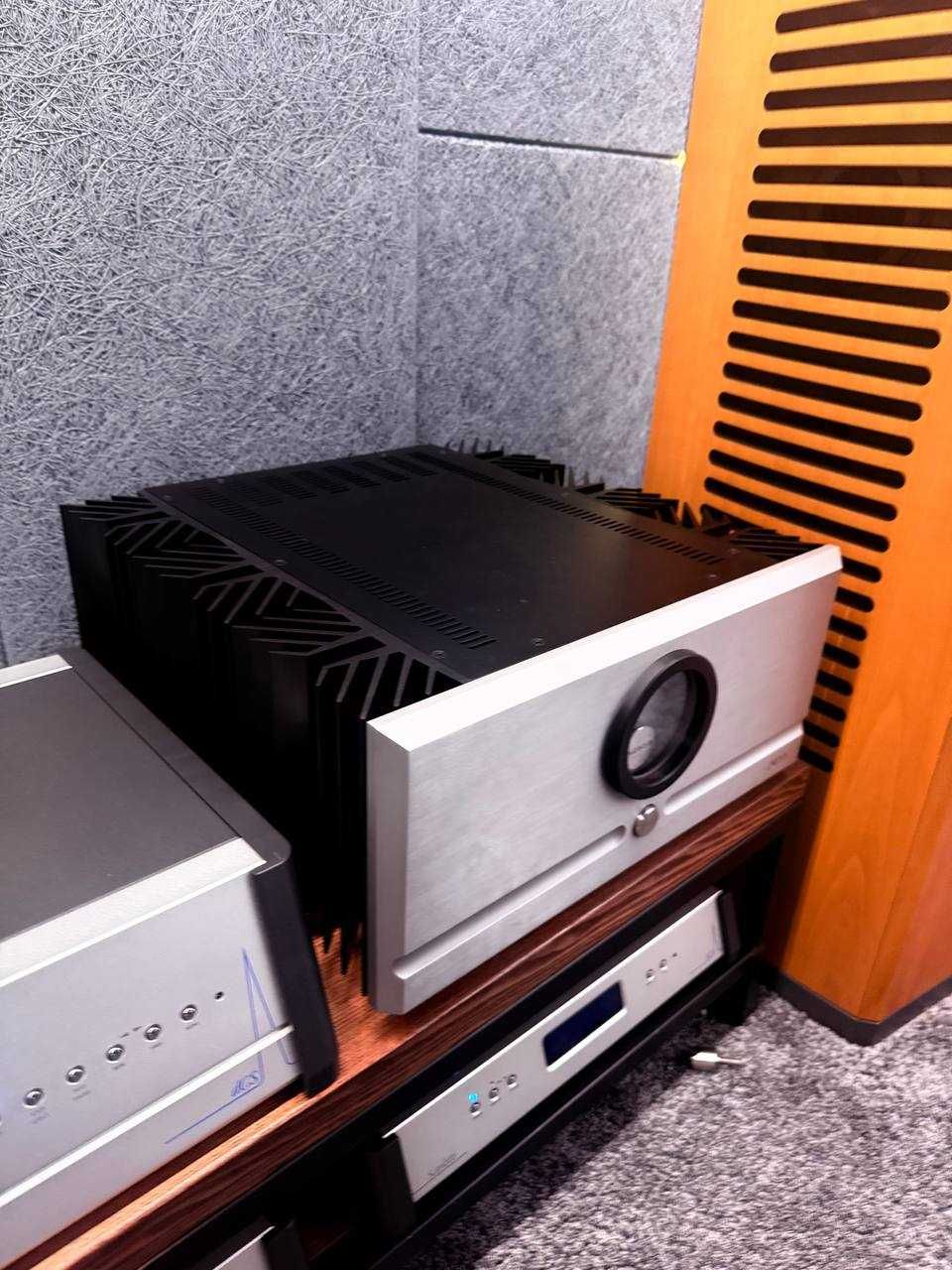 Усилитель мощности Pass Labs X250.8