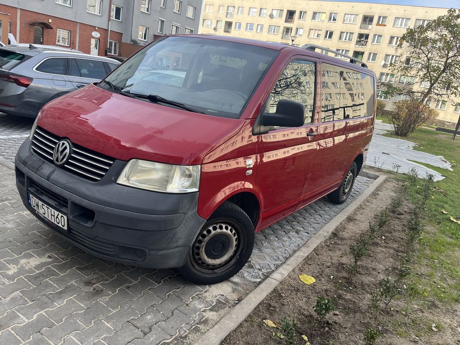 Volkswagen Caravelle 8 osobowy 1,9tdi