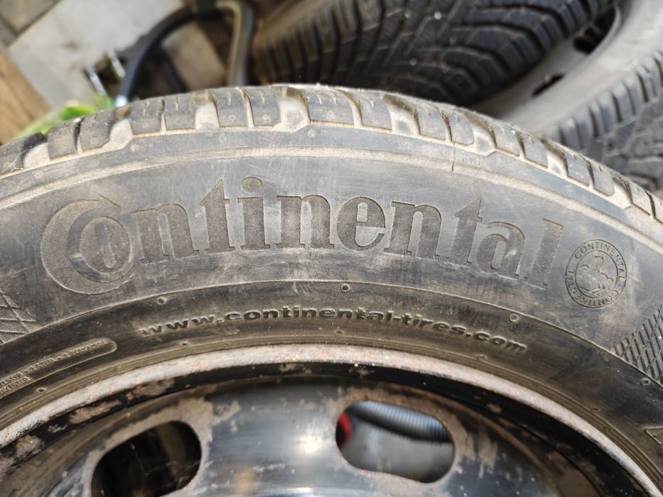 5 Felgi stalowe z oponami zimowymi + dojazdowe 195 60 R15 4x108