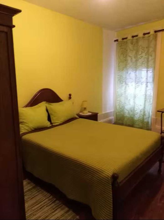 Quarto para alugar próximo da Av. dos Aliados