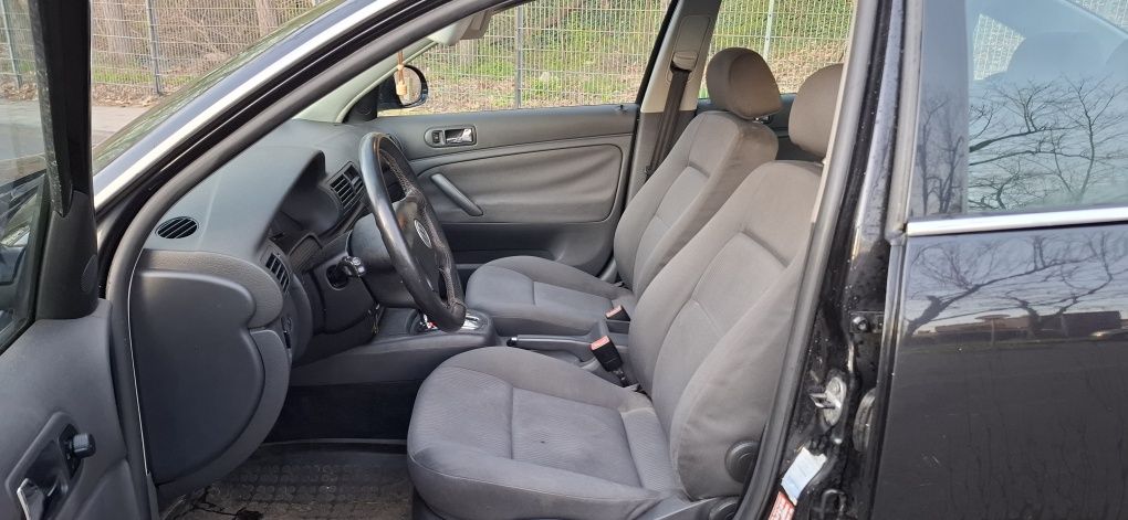 Vw Passat B5 FL / 1.9 TDI 130 KM /2004 r / Stan bdb / Automat /
