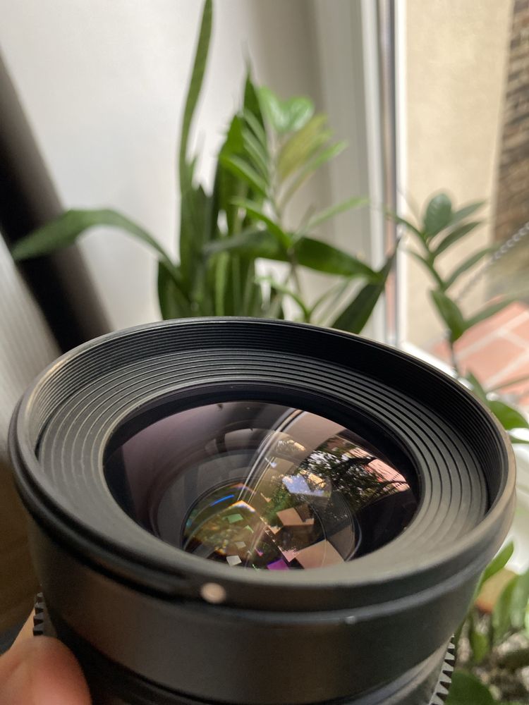 Samyang 35mm T 1.5 ostry obiektyw sony a7iii