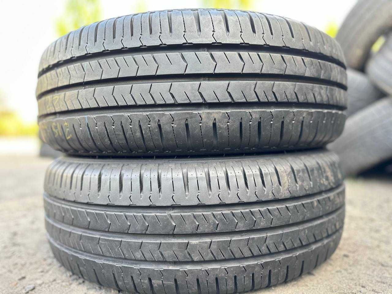 Літні шини 215/70 R15c Nexen Roadian CT8 2шт Korea