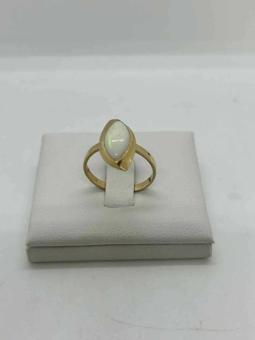 Złoty Pierścionek pr 585 2,19g (Rozmiar 15)