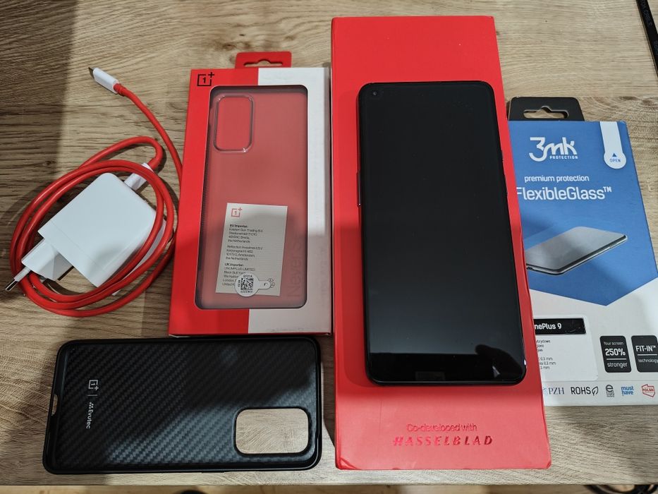 Oneplus 9 12/256 GB Carbon case super stan