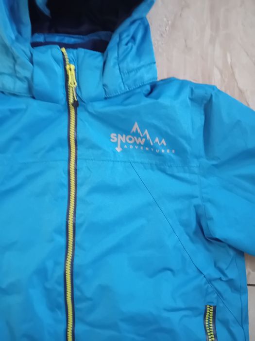 Sprzedam fajną kurtkę narciarską dla chłopca